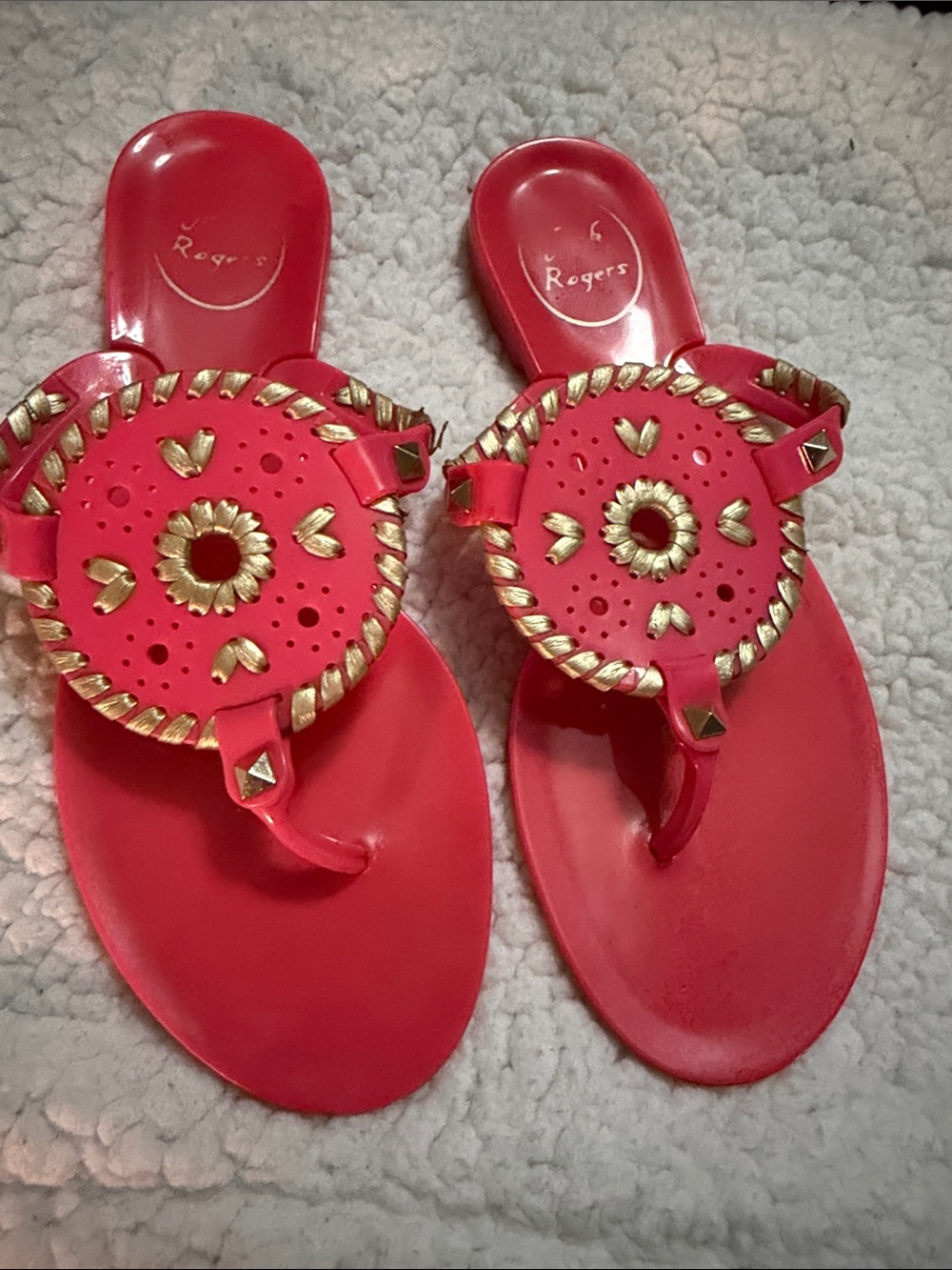 Jack Rogers Georgia Jelly Sandal Neon Pink with Gold Medallion Detail size 6